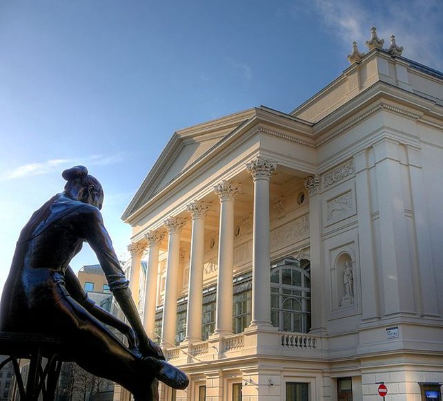 8. 런던 코벤트가든 로열 오페라 하우스 (The Royal Opera House Covent Garden)